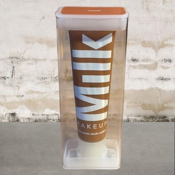 Milk Makeup - Blur Liquid Matte Foundation (Toffee) 1oz/30ml NEW - Picture 1 of 5